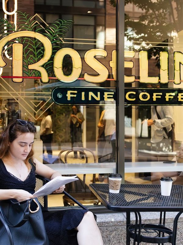 Roseline Coffee interior