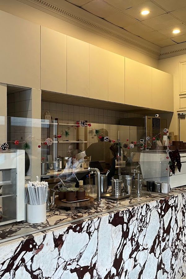 Stereoscope Coffee interior