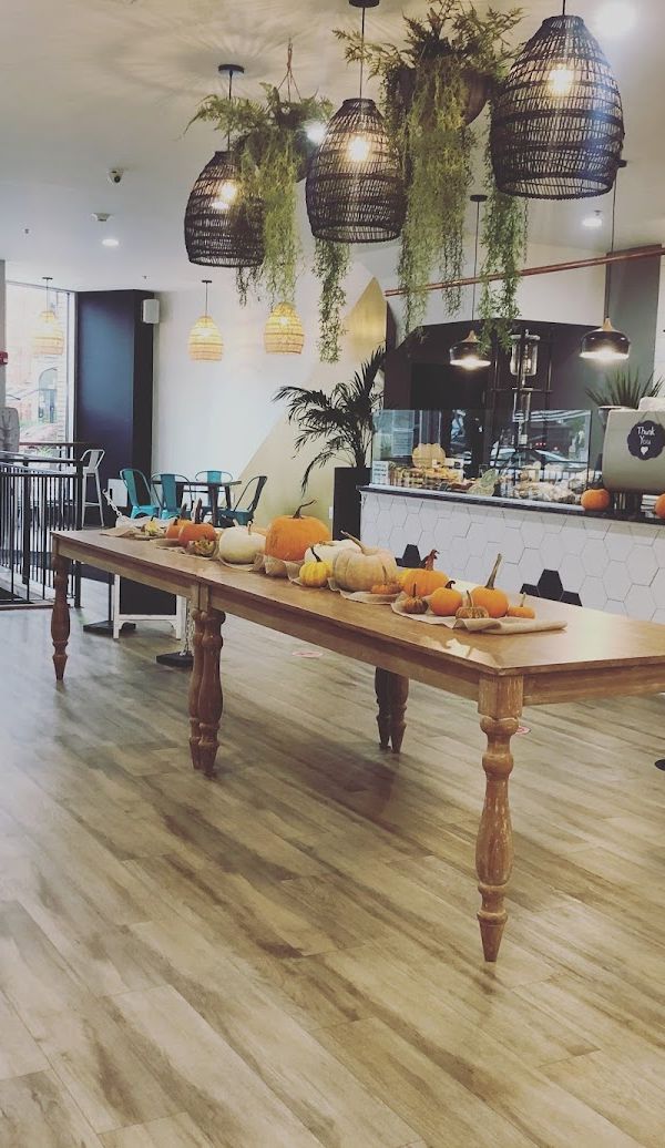Cafe Zara & Coffee House interior