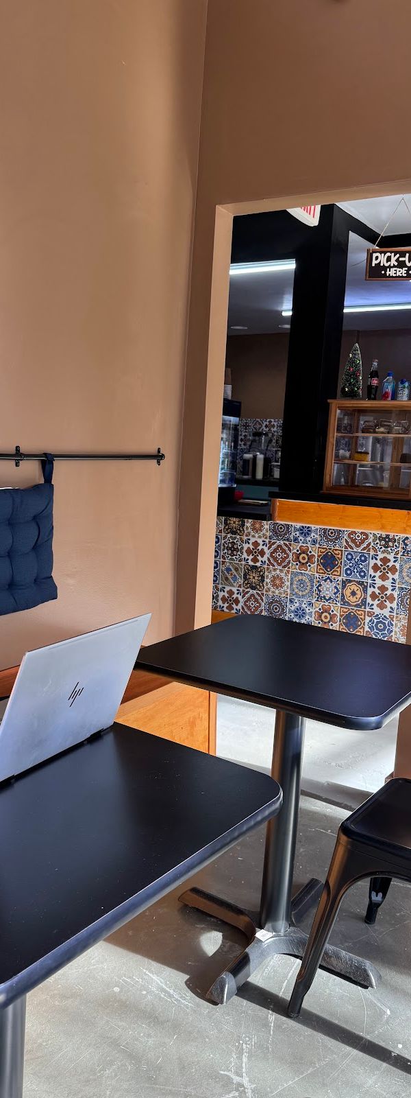 My Açaí My Café interior
