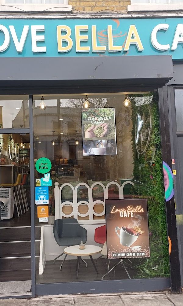 Love bella caffe interior