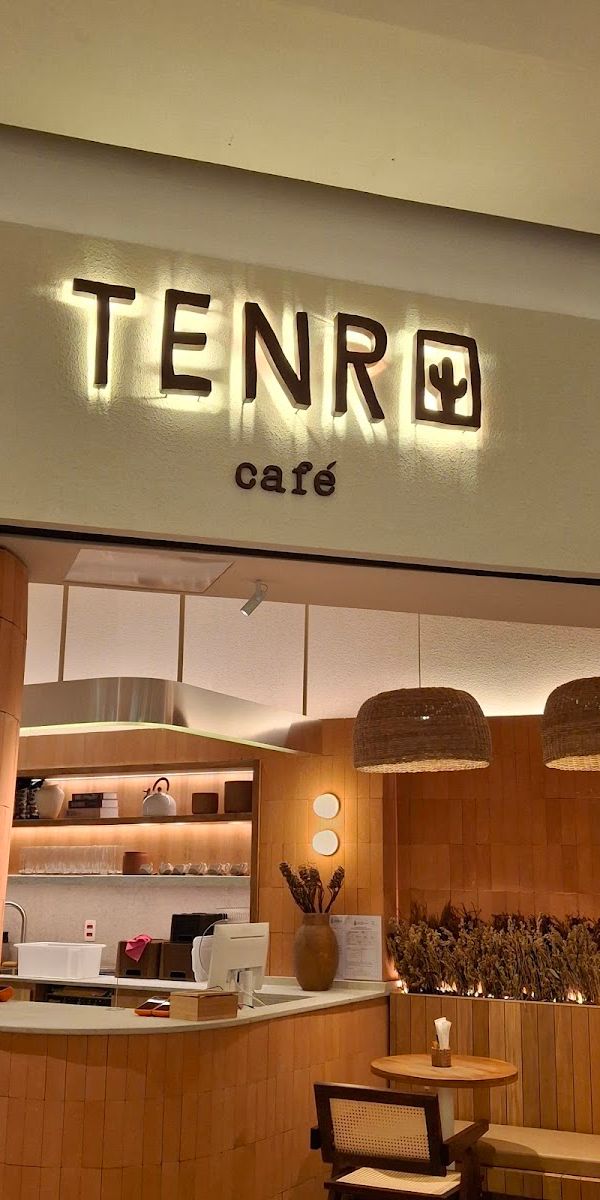 Tenro Café interior