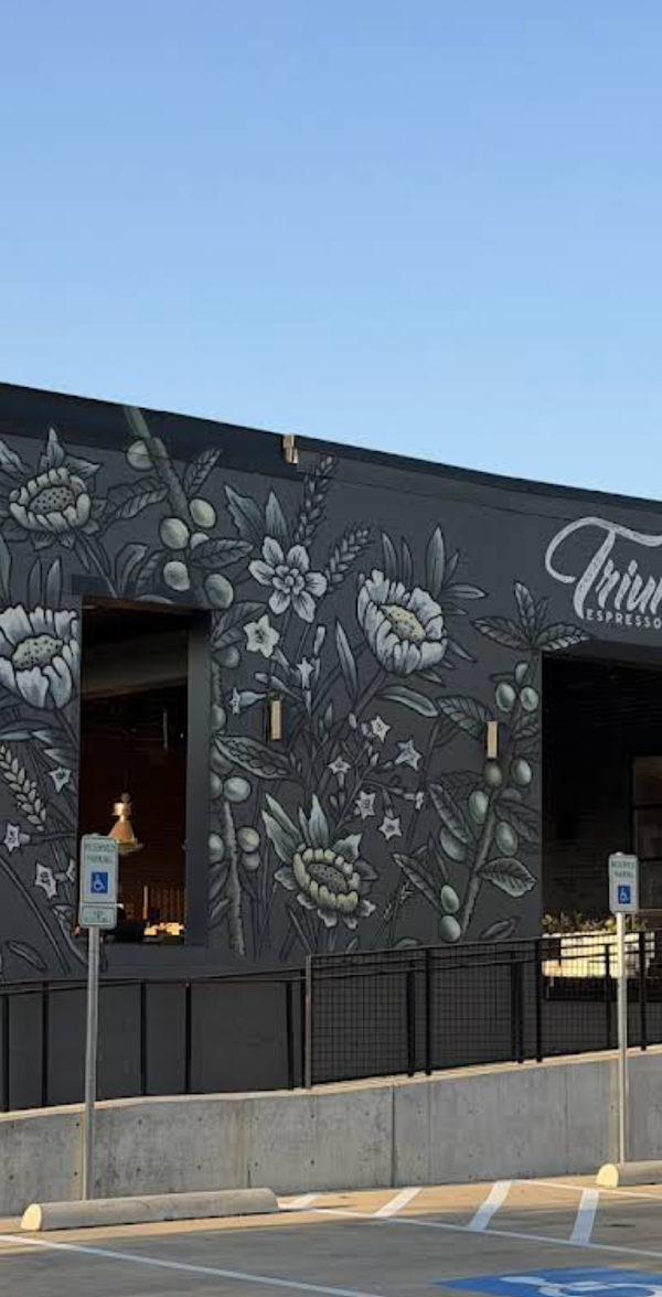 Triumphs Espresso & Whiskey interior