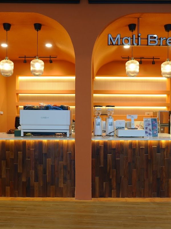 Sucha Coffee interior
