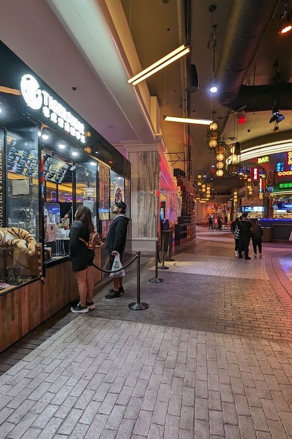 Tiger Sugar interior