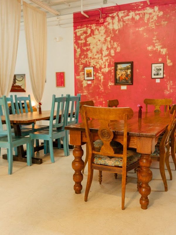 Las Perras Cafe interior