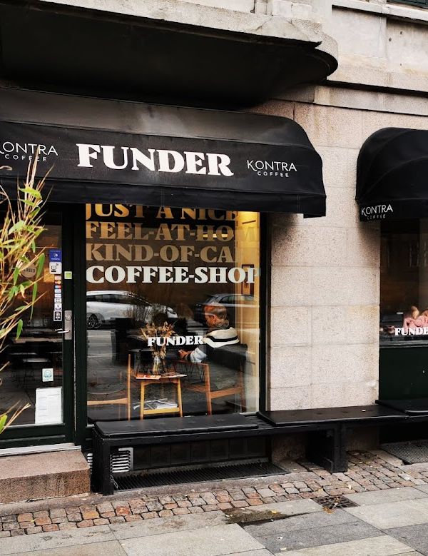 Funder interior