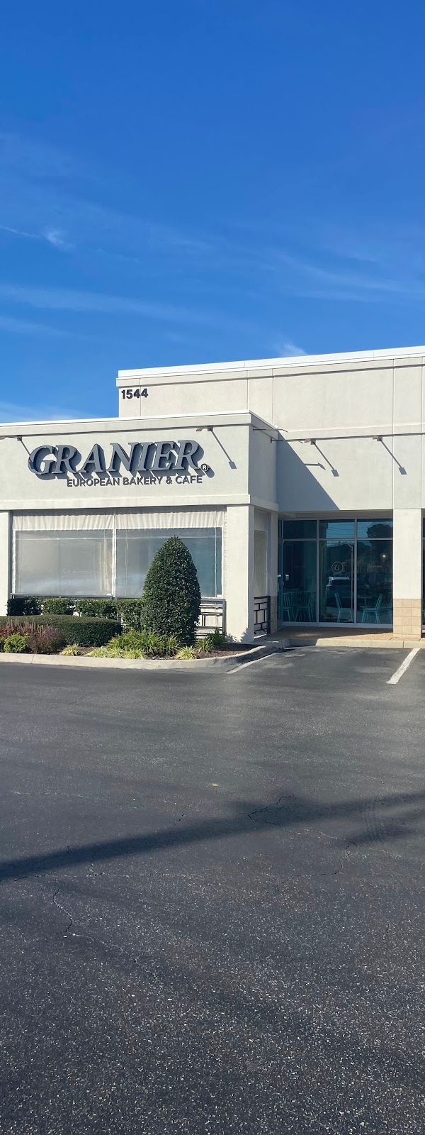 Granier European Bakery & Cafe interior