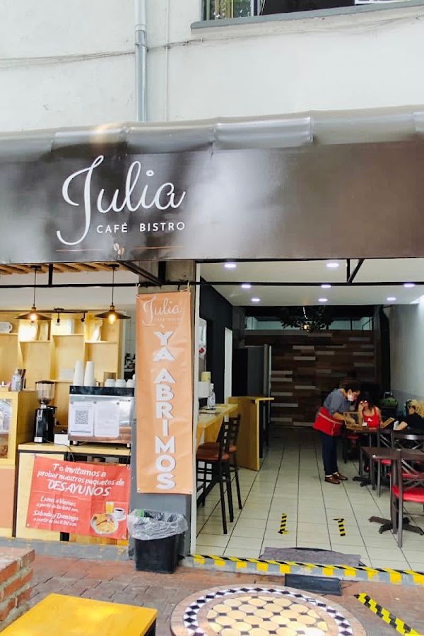 Julia Cafe Bistro interior