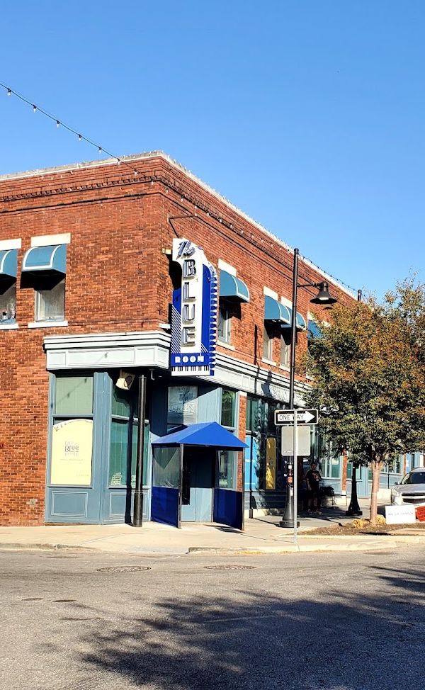 Vine District interior