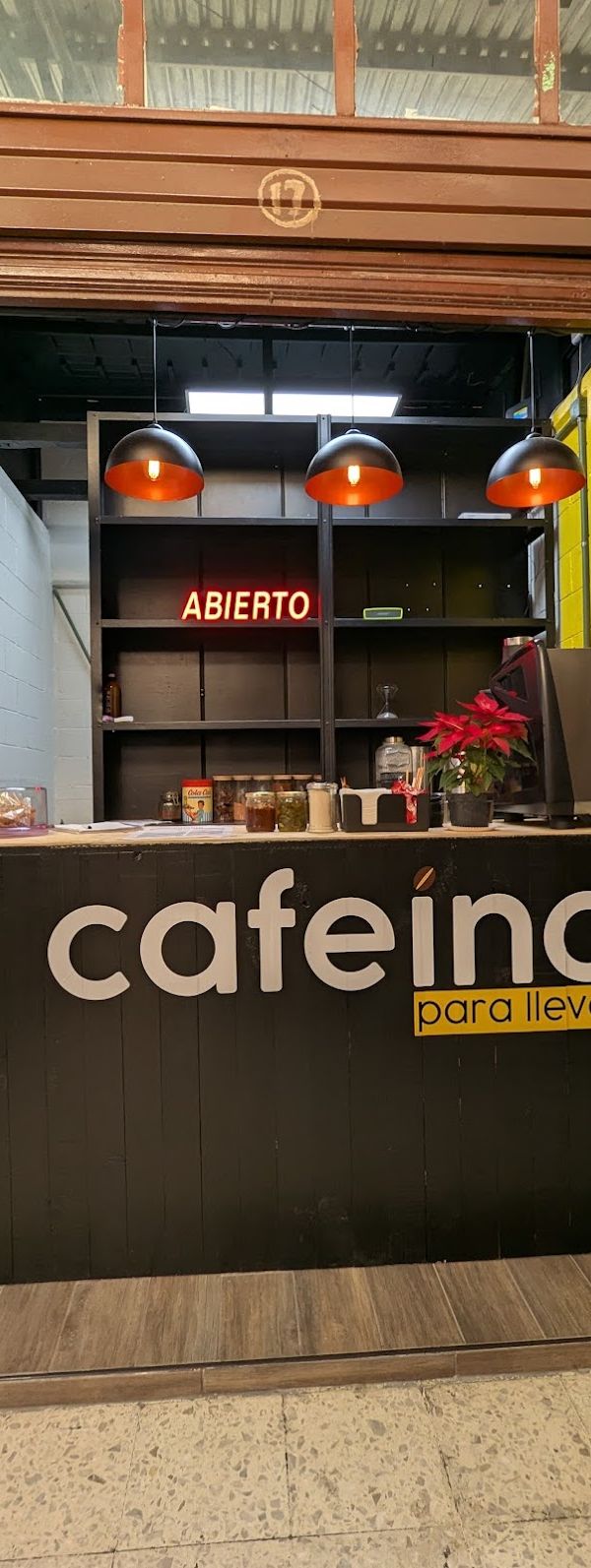 Cafeina Para Llevar interior