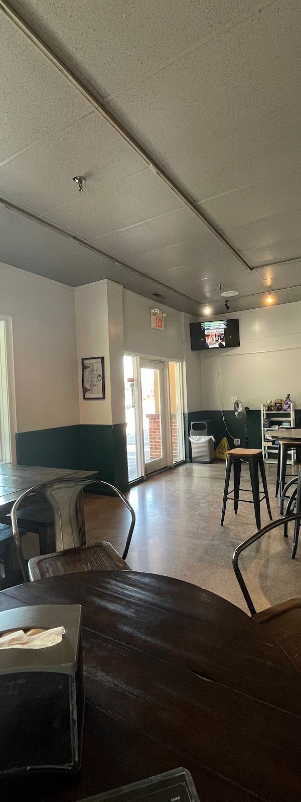 Saru Tea Bar interior