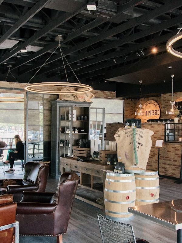 Town Center Cold Pressed interior