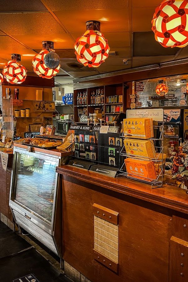 Coffee and Tea Zone interior