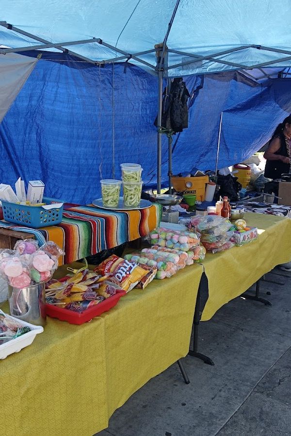 Antojitos lopez interior