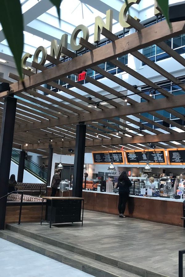 Comoncy interior